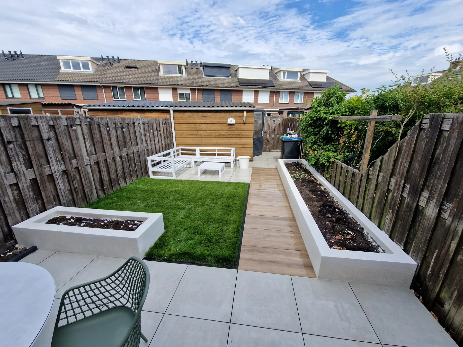 Afgewerkte tuin en terras